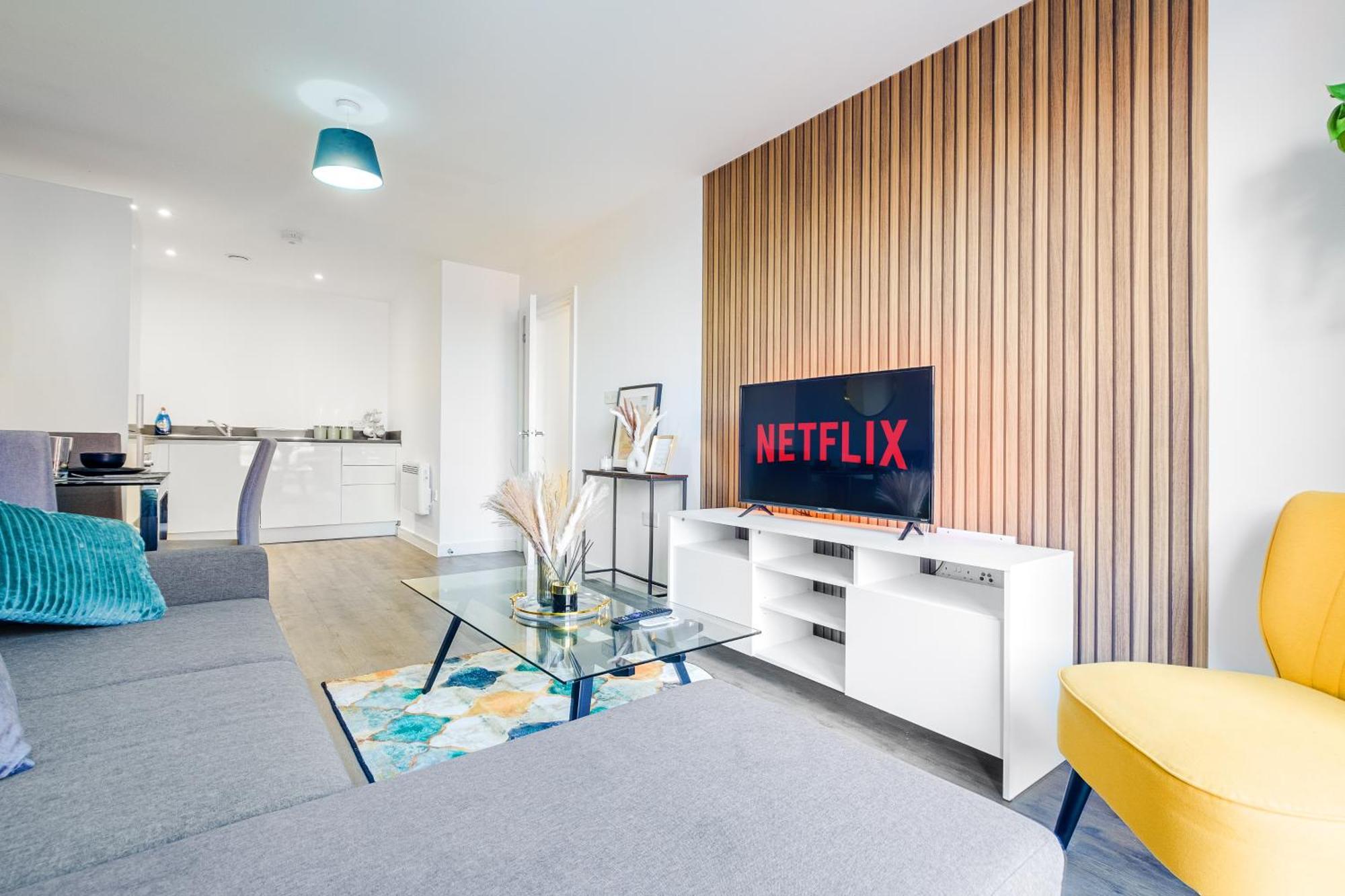 City Centre Emerald Escape - Sleeps-6, 2Beds & 2Baths , Netflix , Free Internet เบอร์มิงแฮม ภายนอก รูปภาพ
